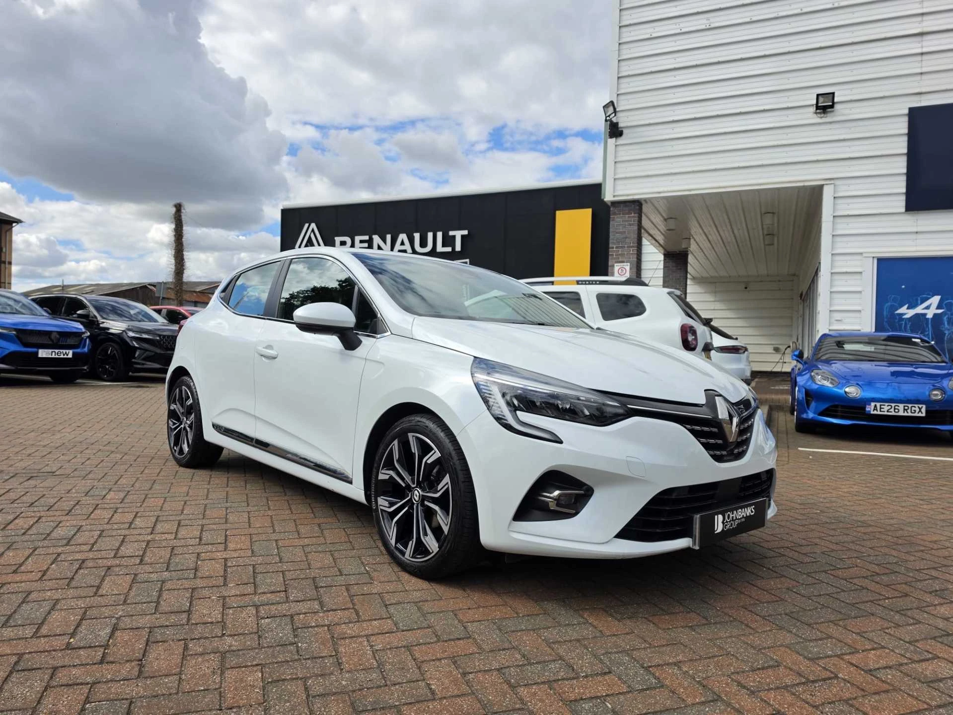Vehicle image 7