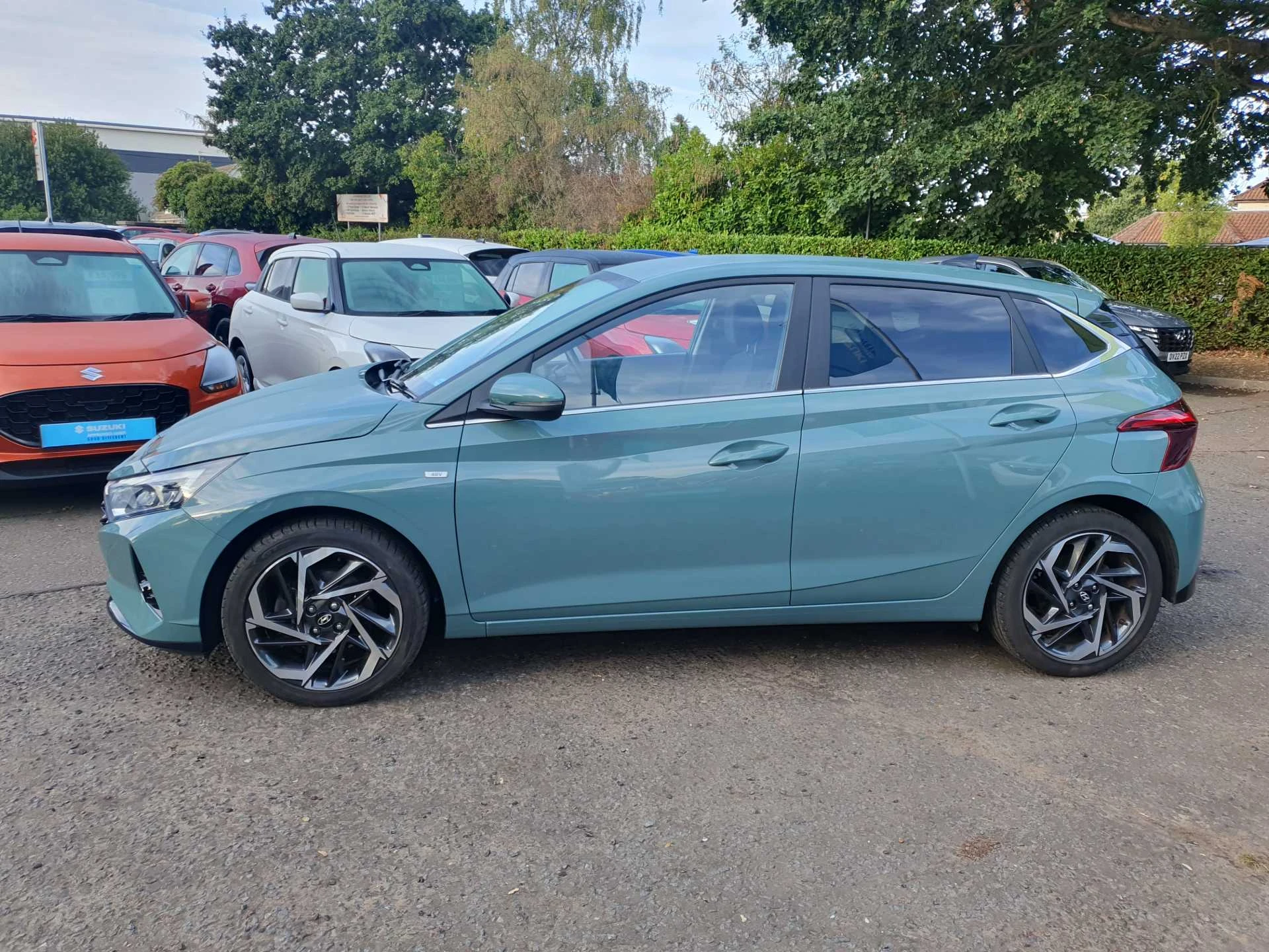 Vehicle image 4