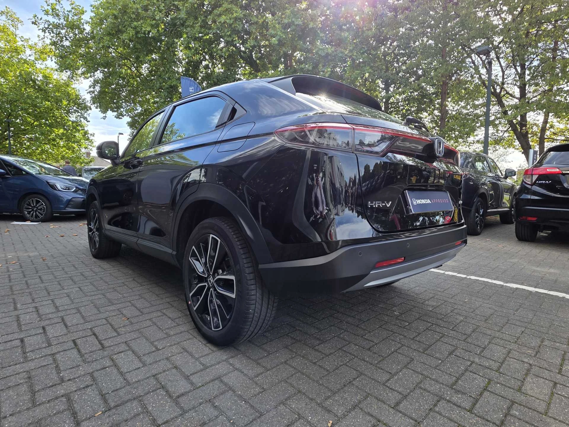 Vehicle image 3