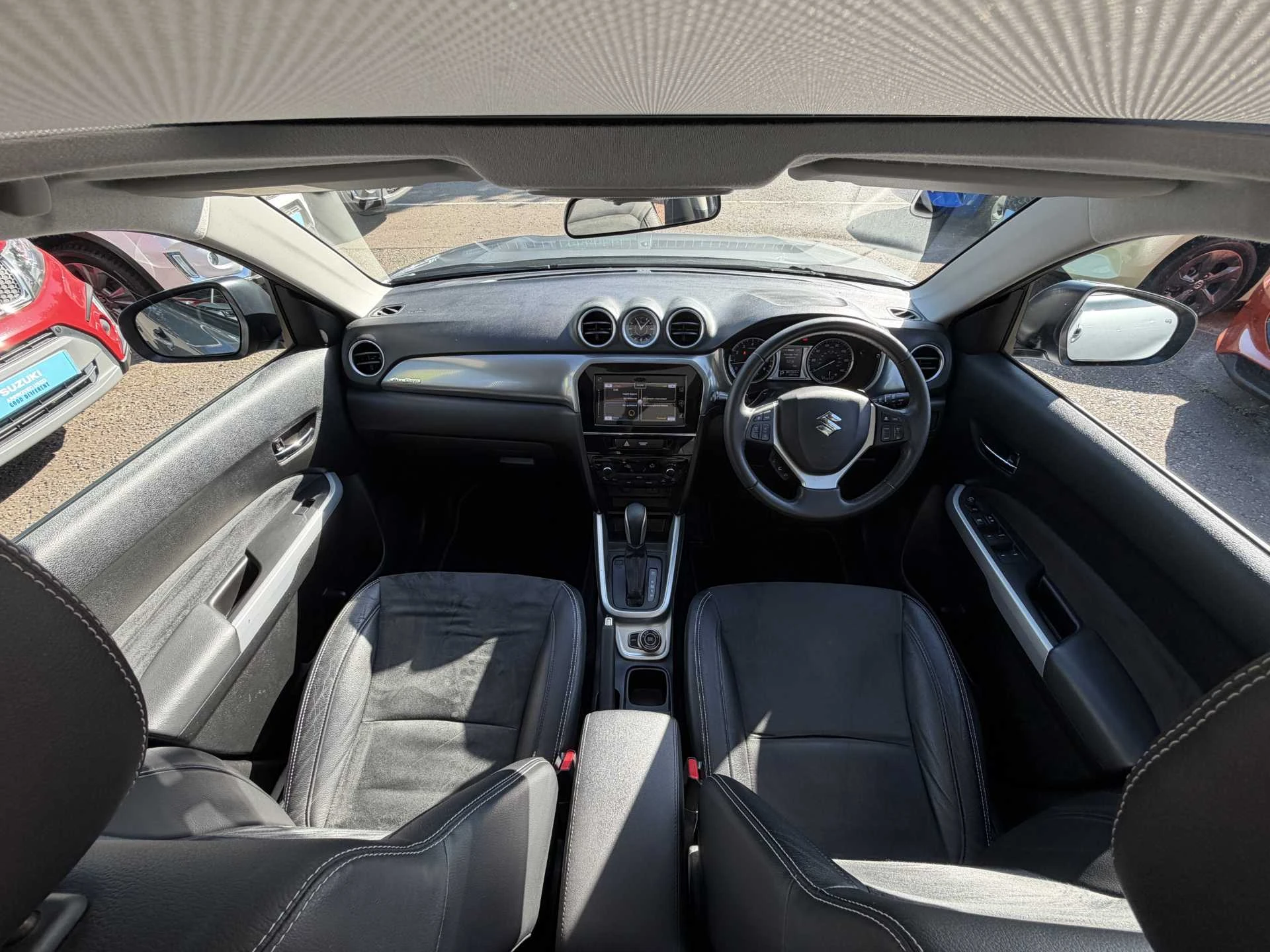 Vehicle image 4