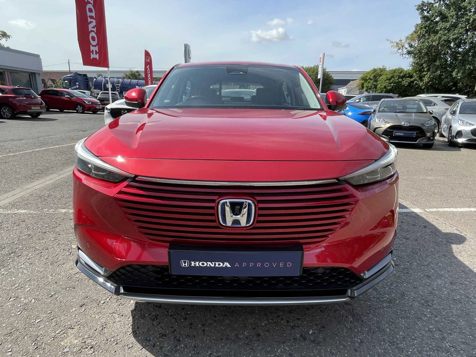 Vehicle image 6