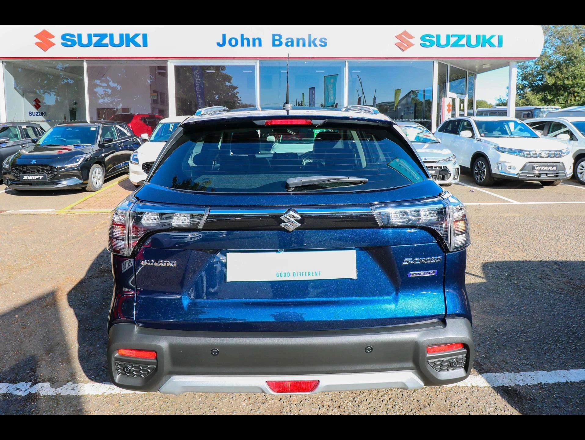 Vehicle image 5