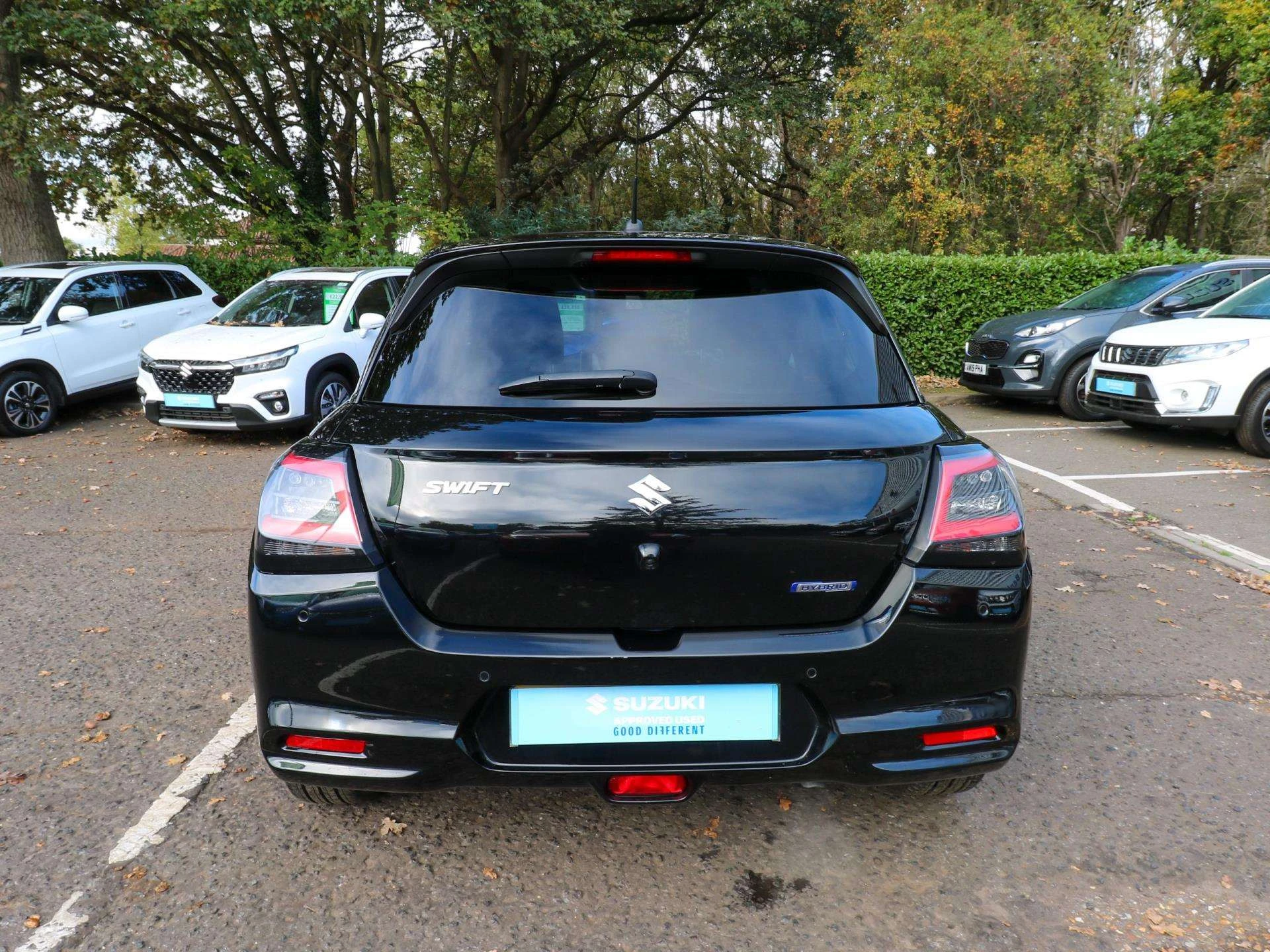 Vehicle image 7