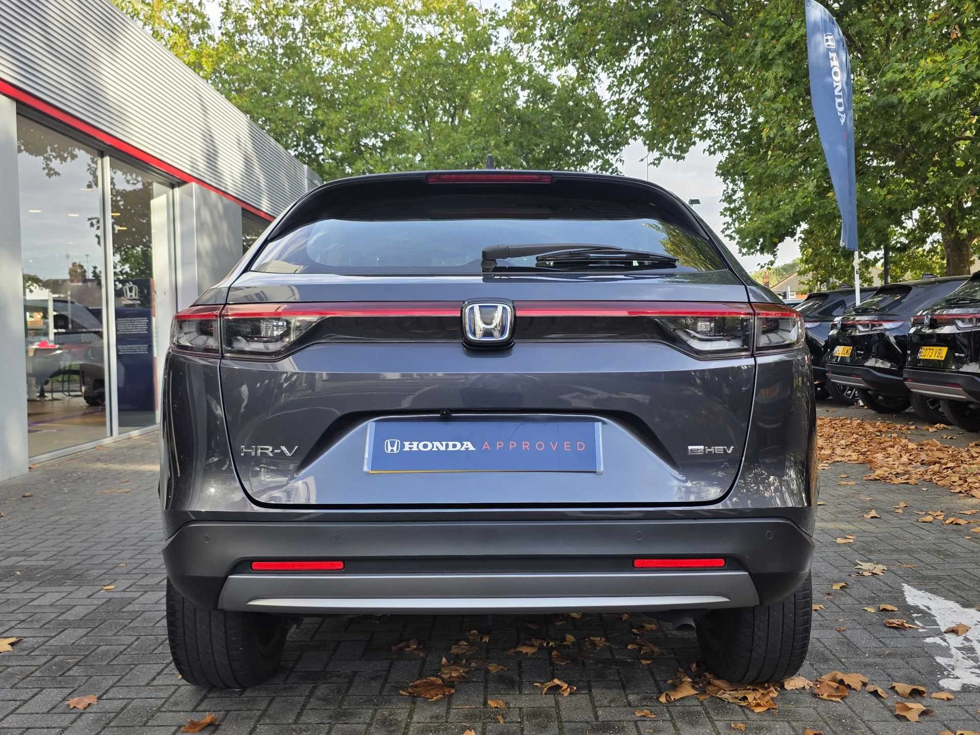 Vehicle image 7