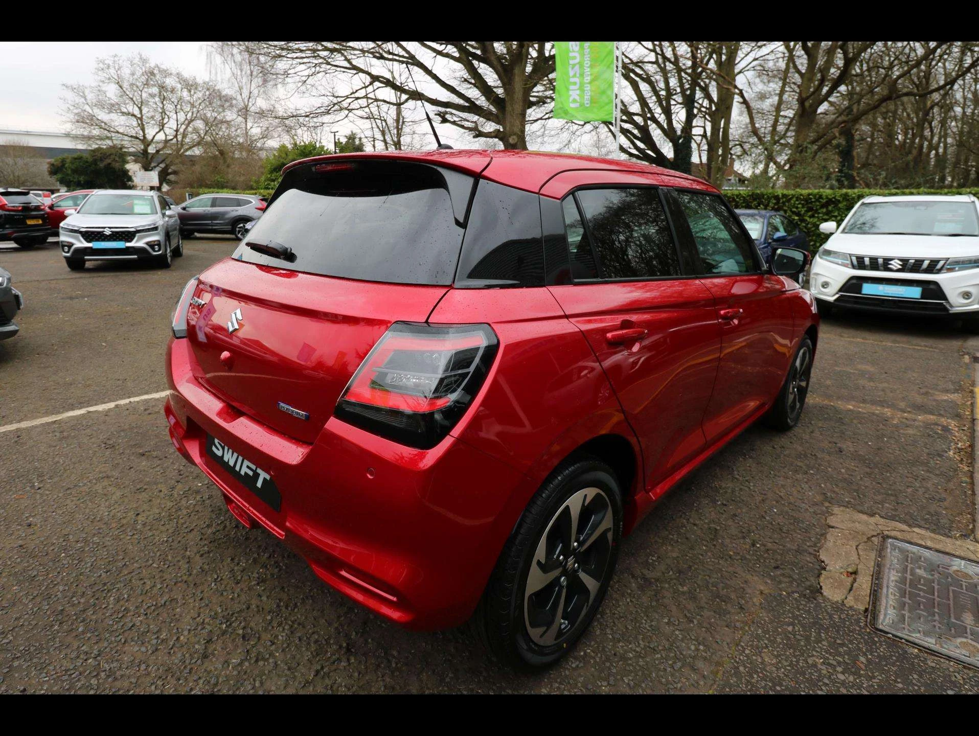 Vehicle image 7