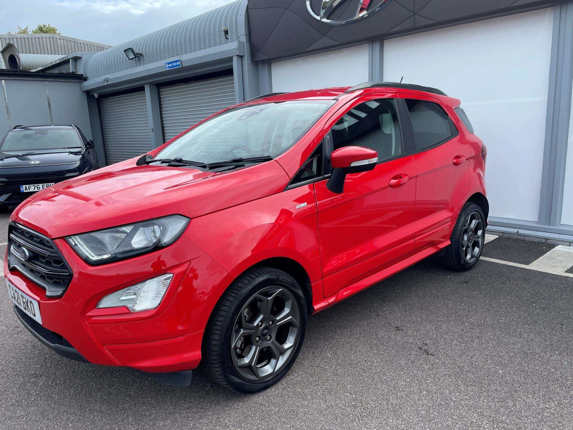 Vehicle image 6