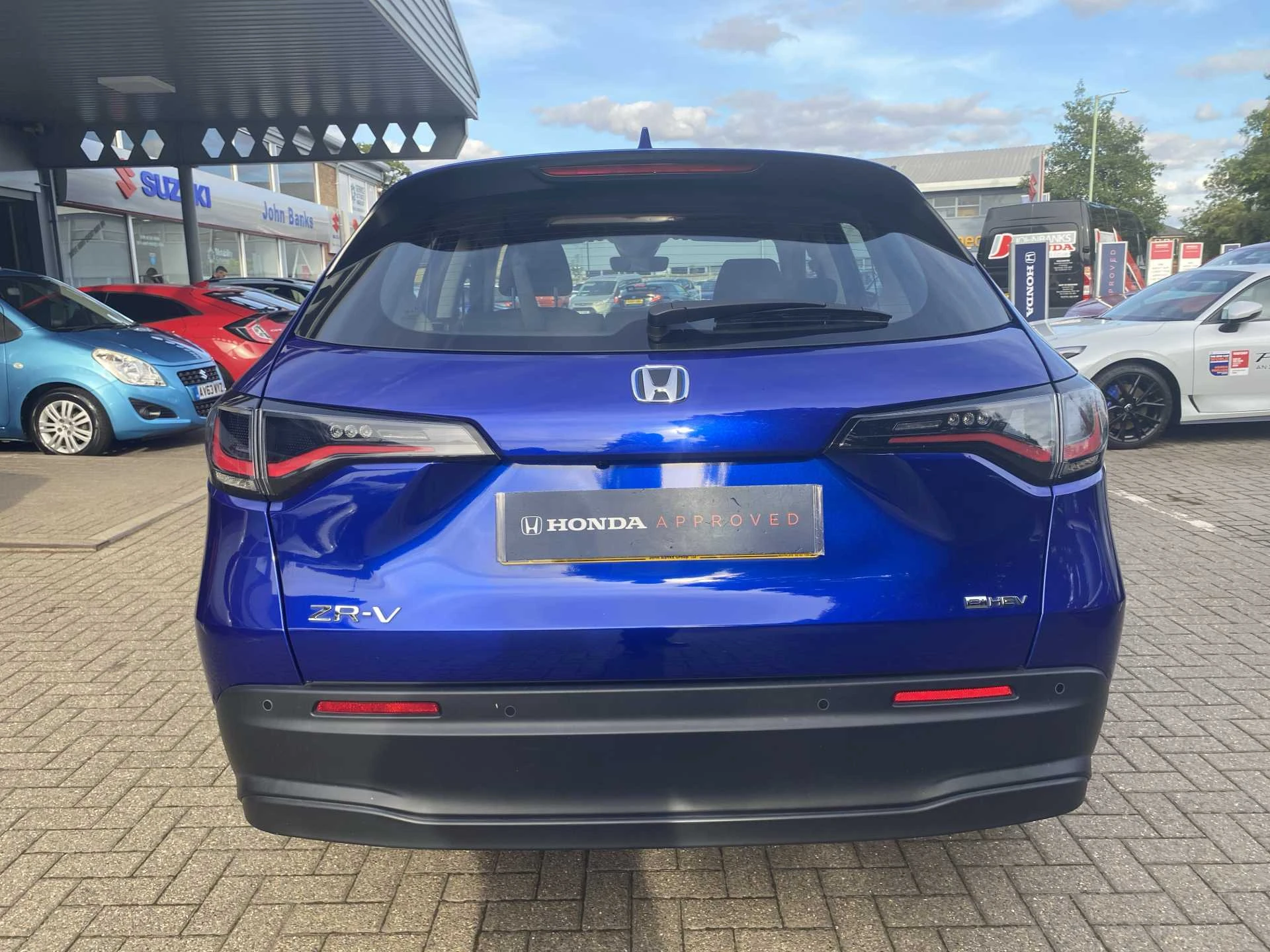 Vehicle image 6
