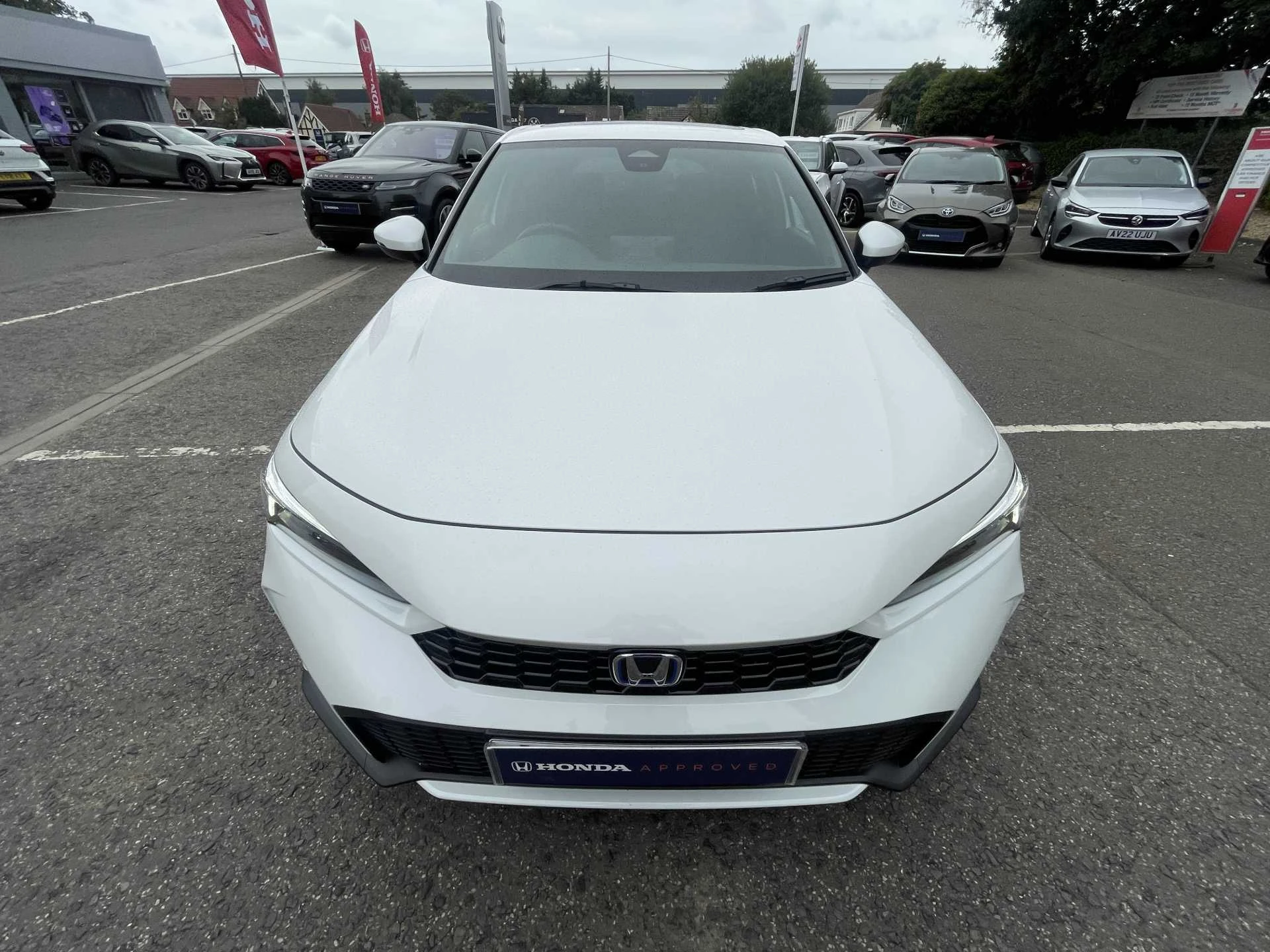 Vehicle image 6