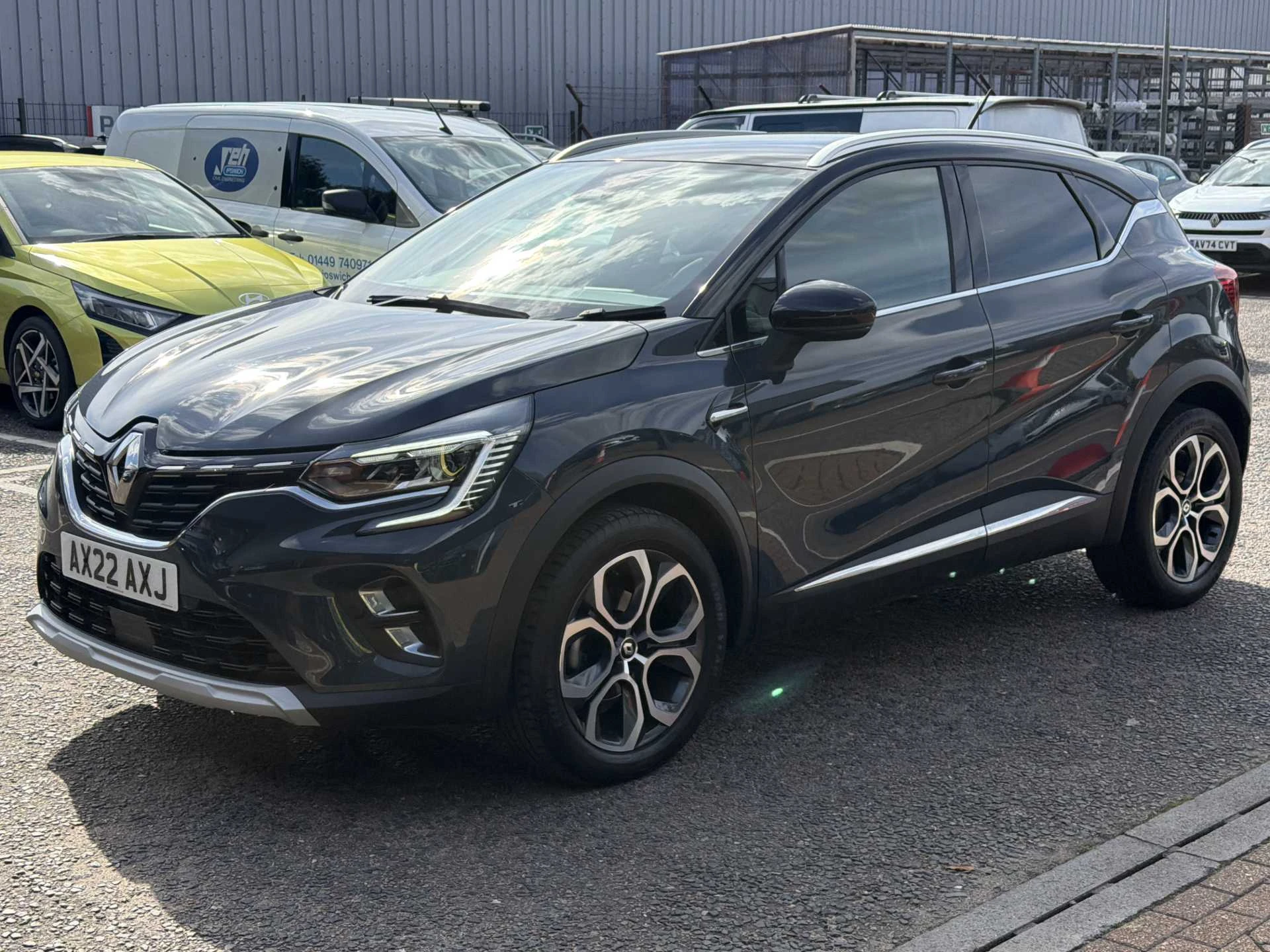 Vehicle image 6