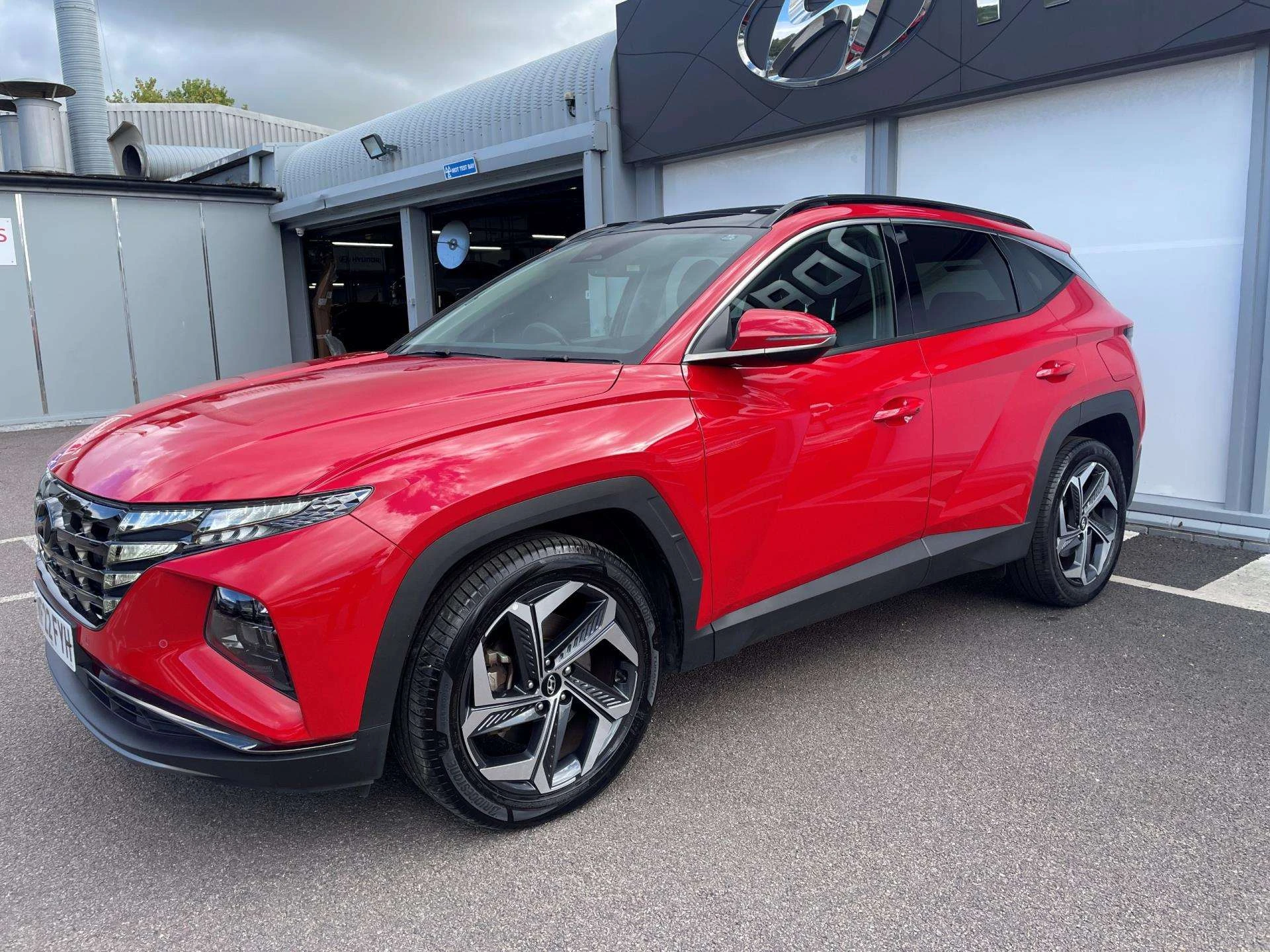 Vehicle image 6
