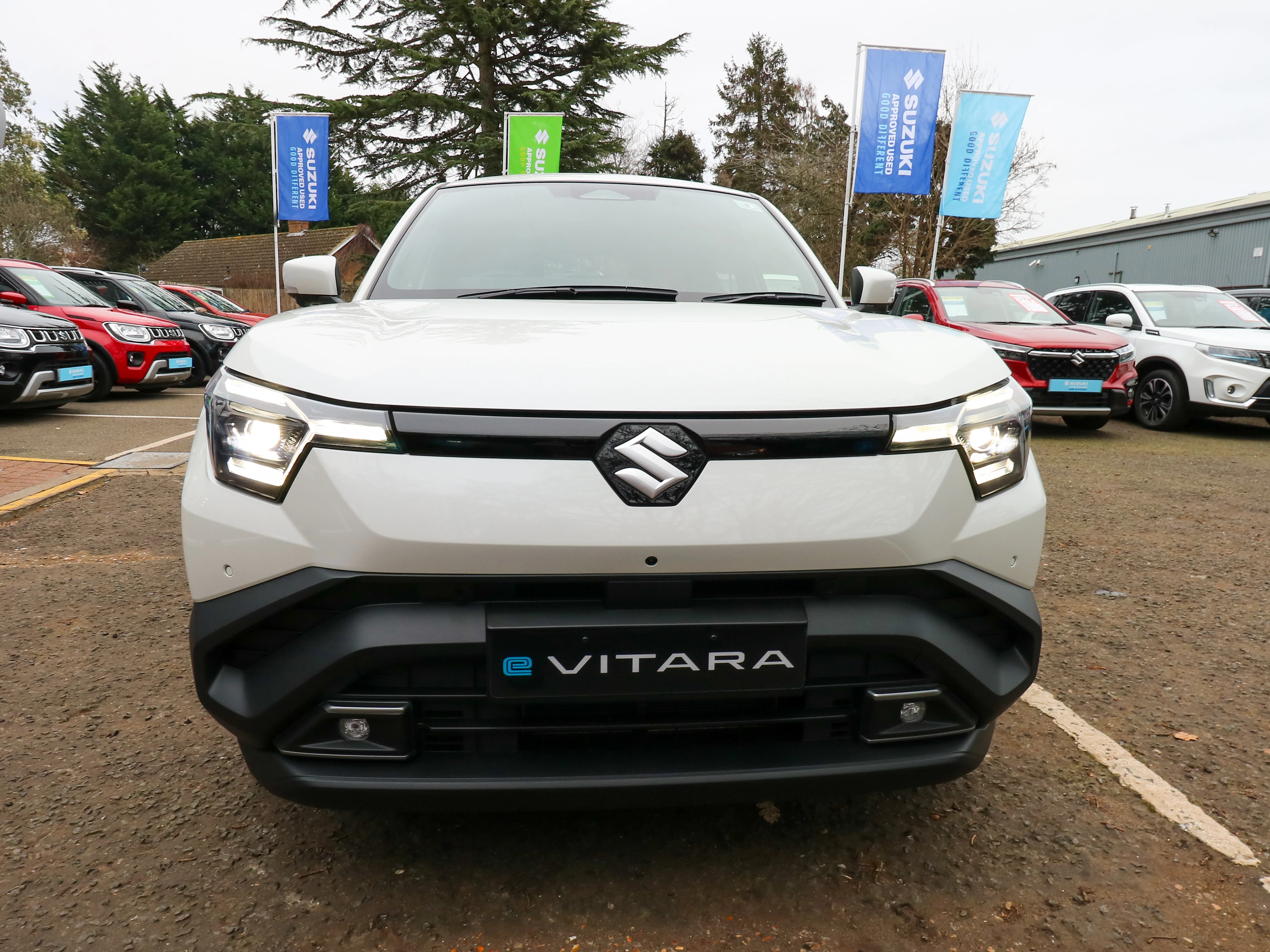 Vehicle image 4