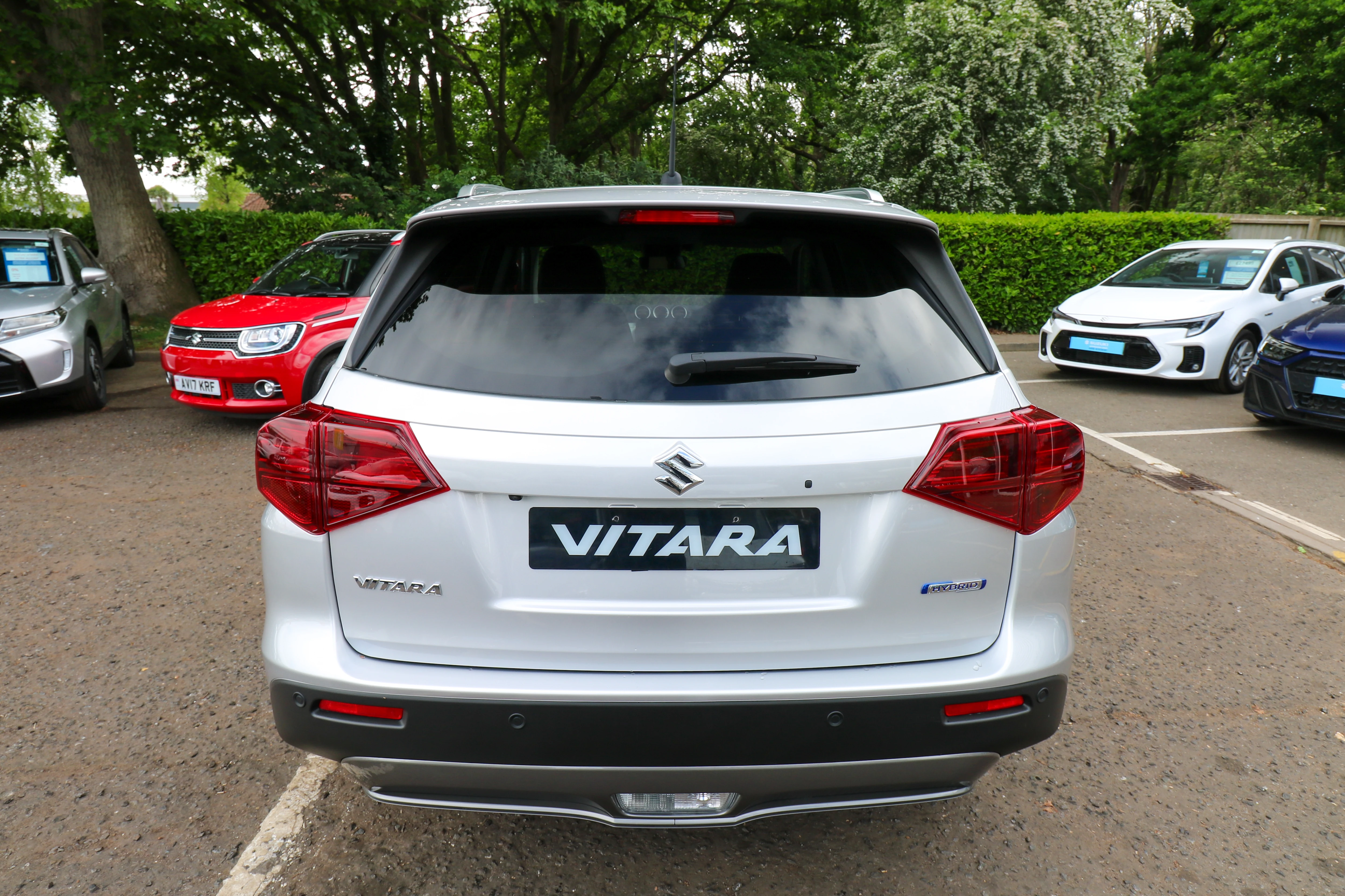 Vehicle image 5