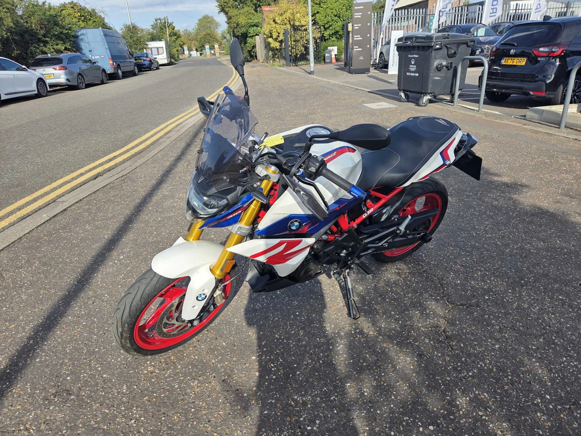 Vehicle image 7