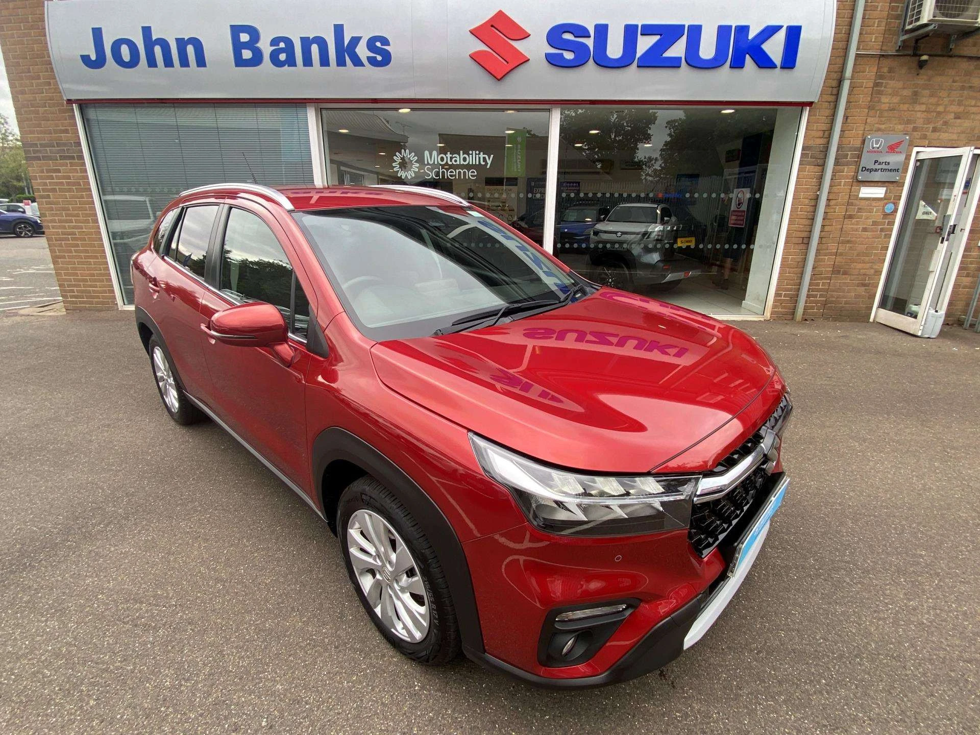 Vehicle image 3