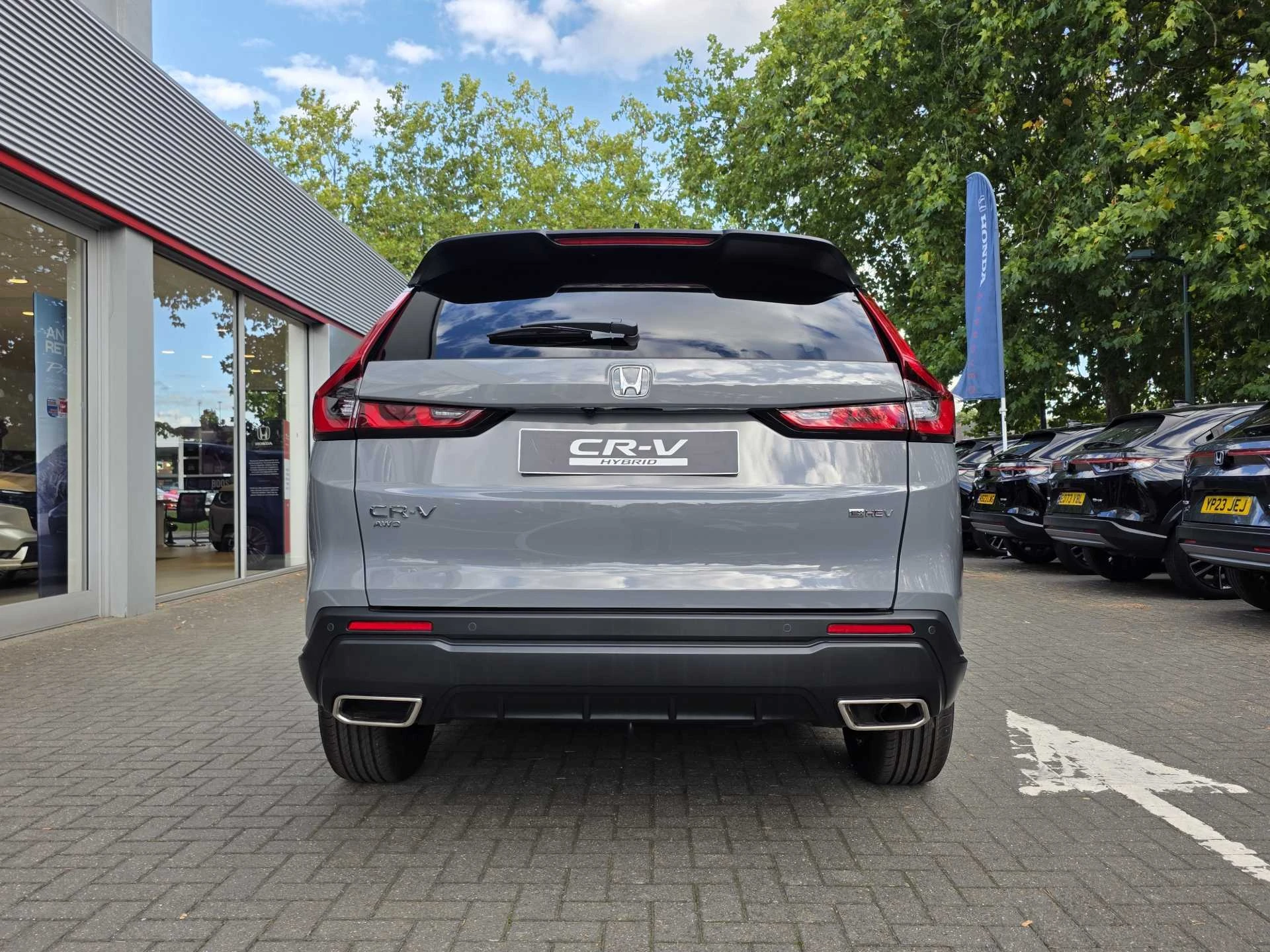 Vehicle image 7