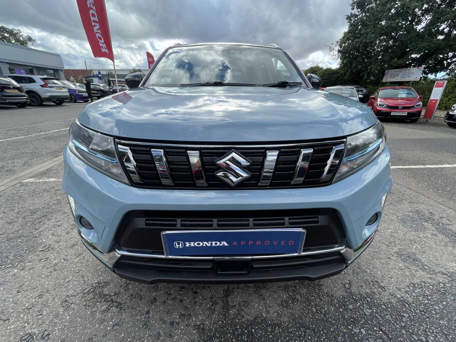 Vehicle image 6