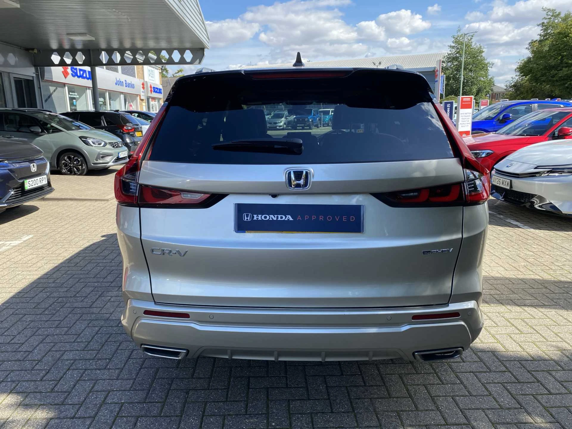 Vehicle image 6