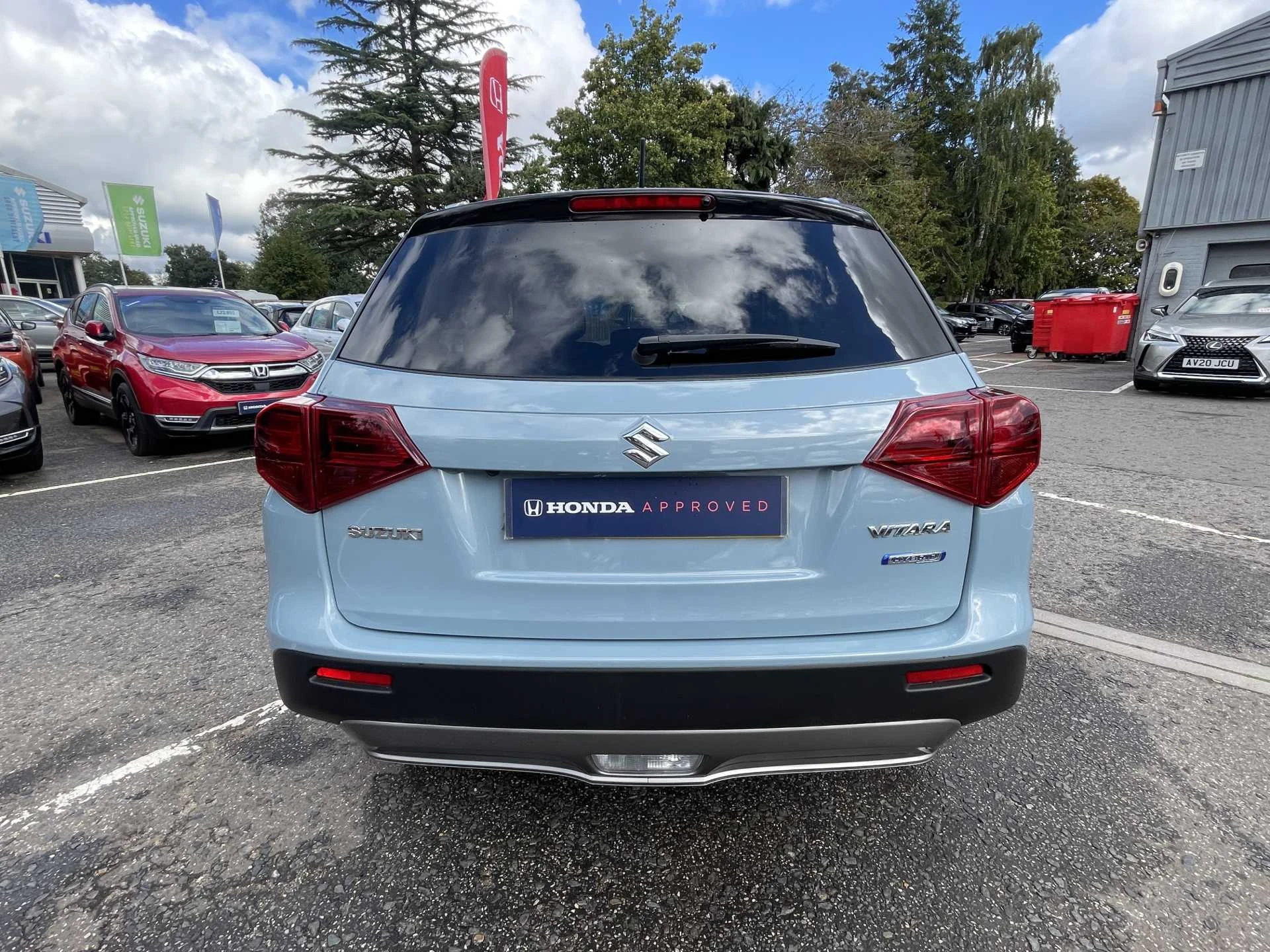 Vehicle image 7