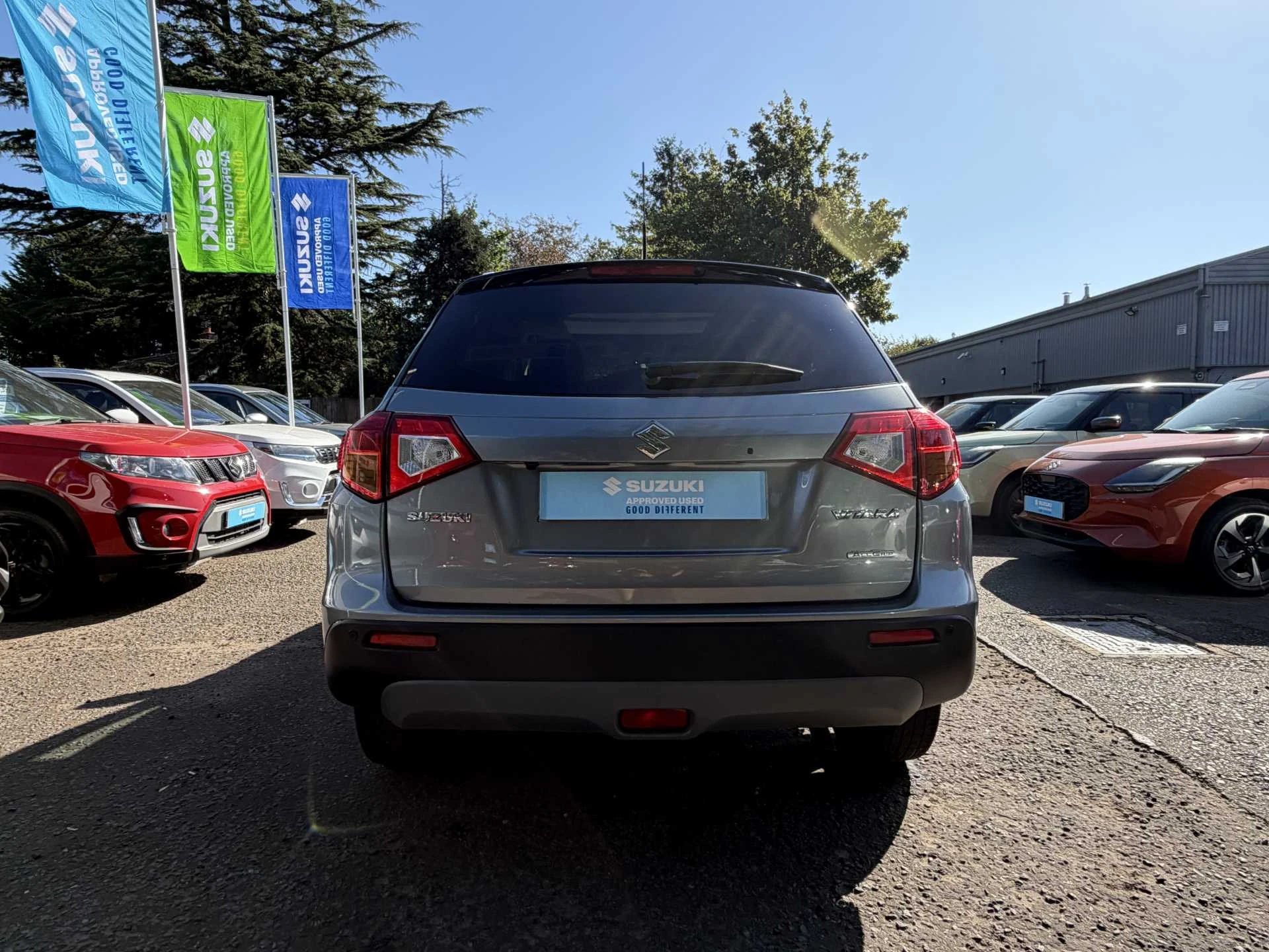 Vehicle image 7