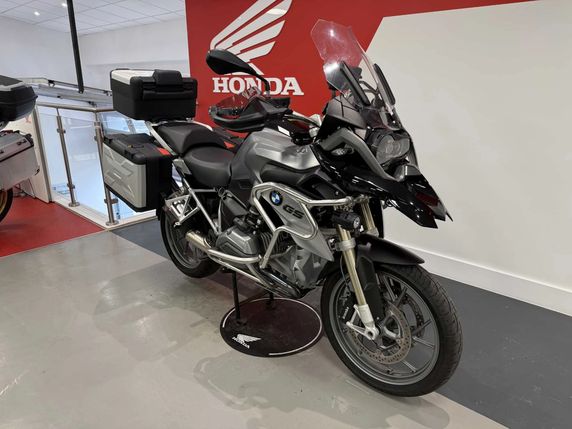 Vehicle image 2