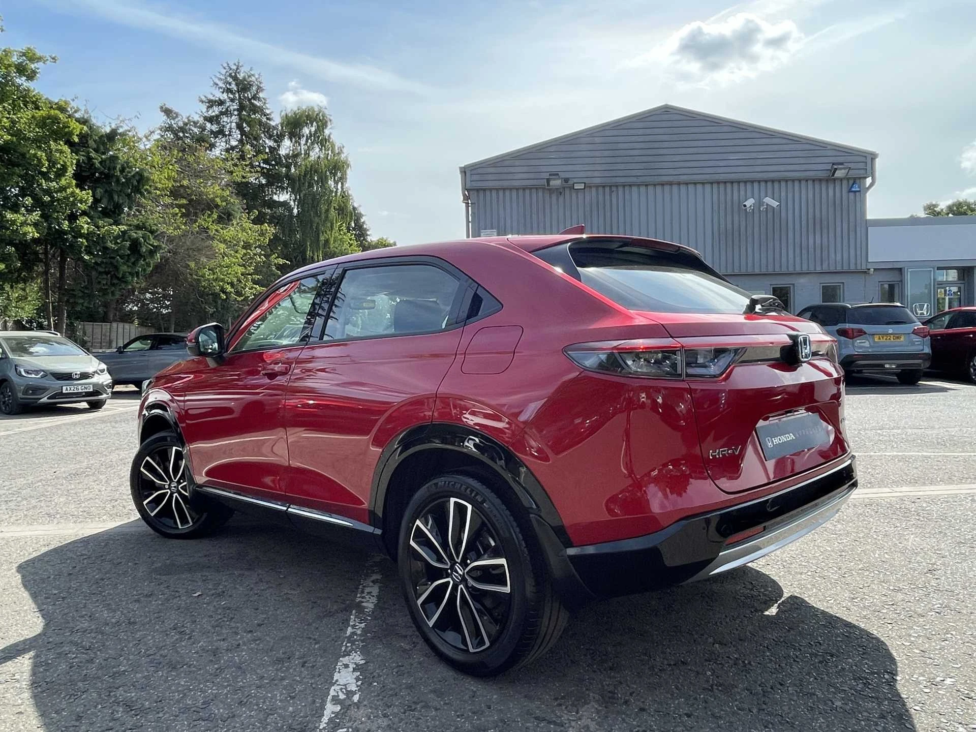 Vehicle image 3
