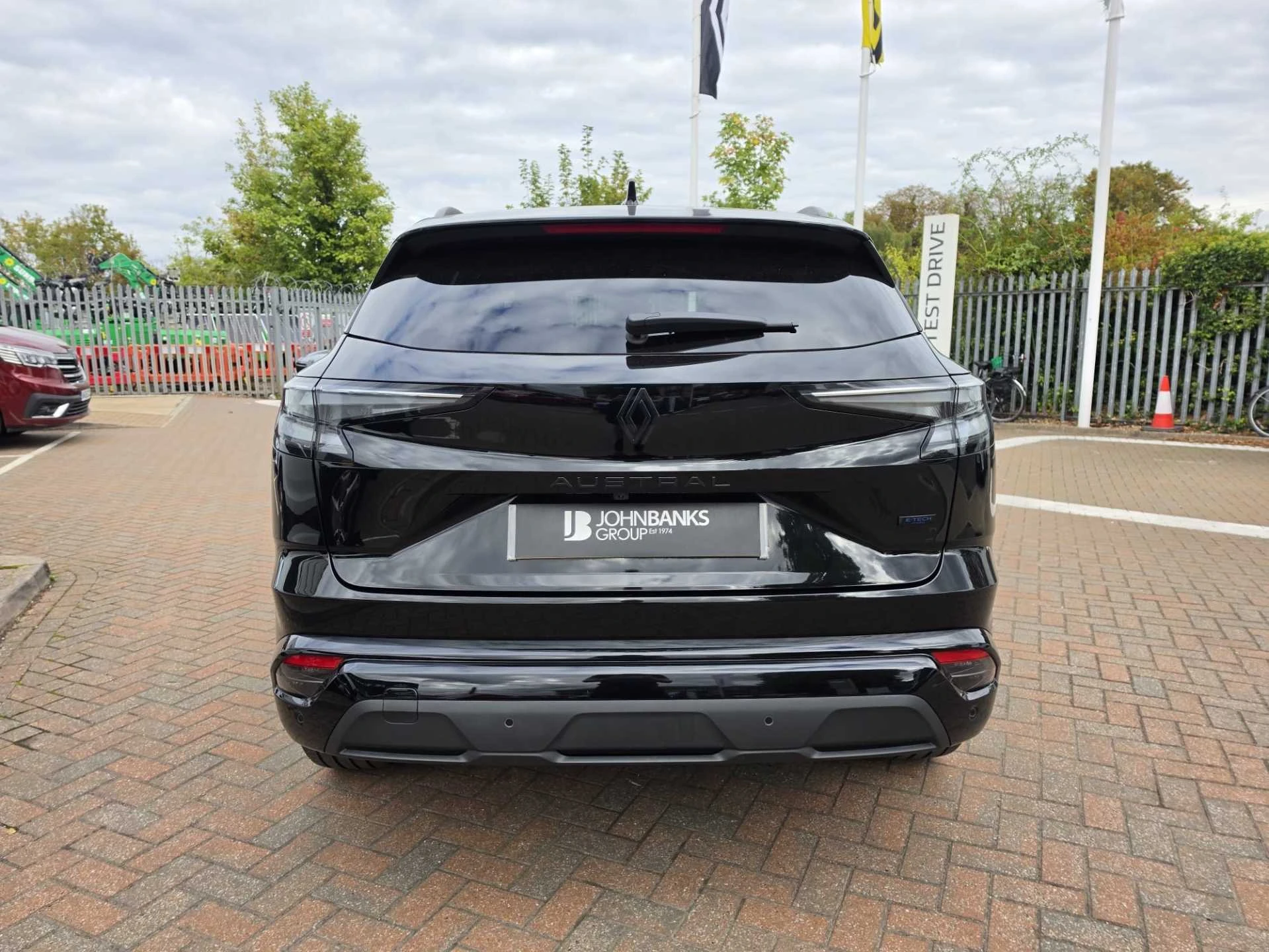 Vehicle image 3
