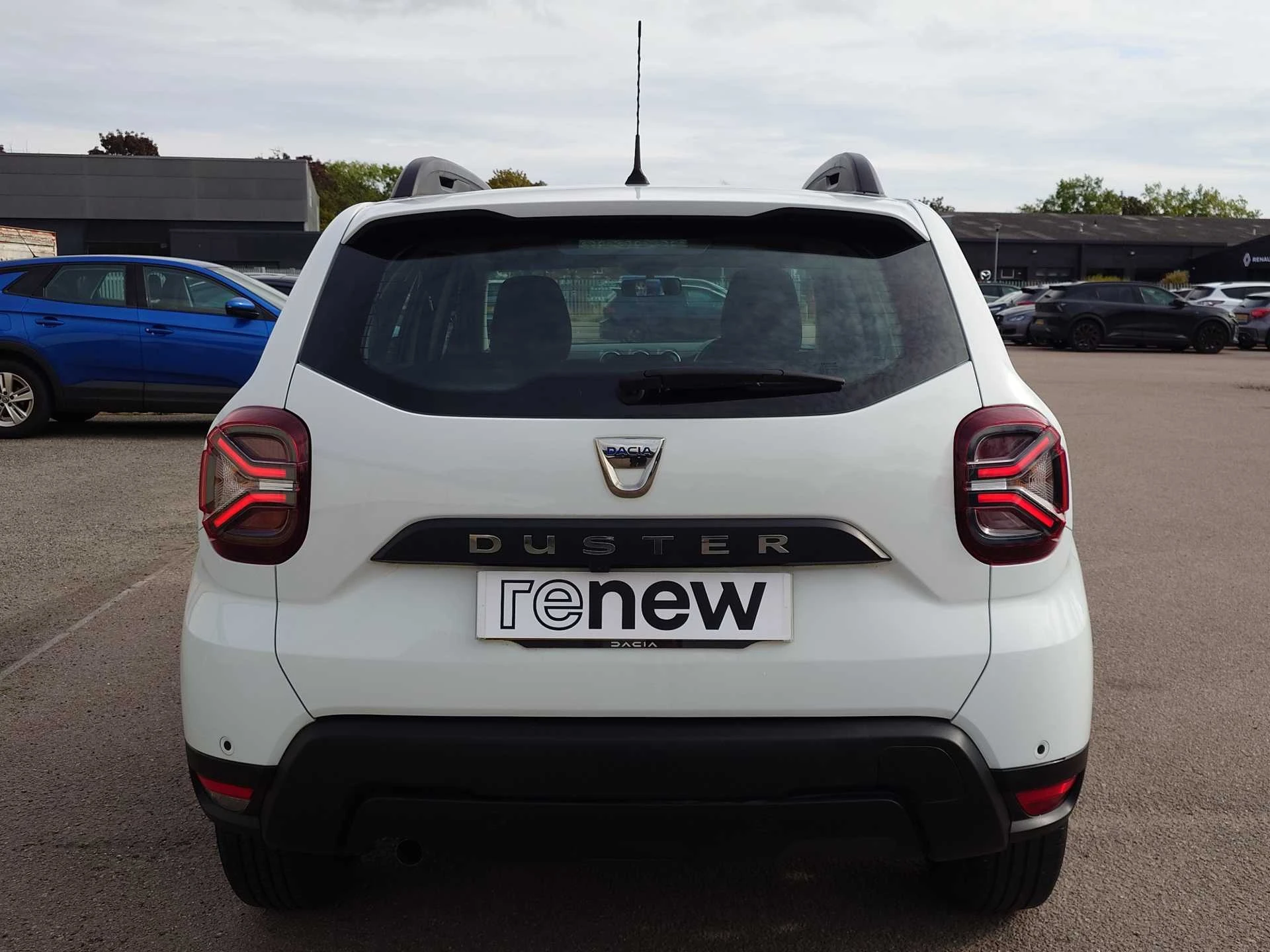 Vehicle image 7