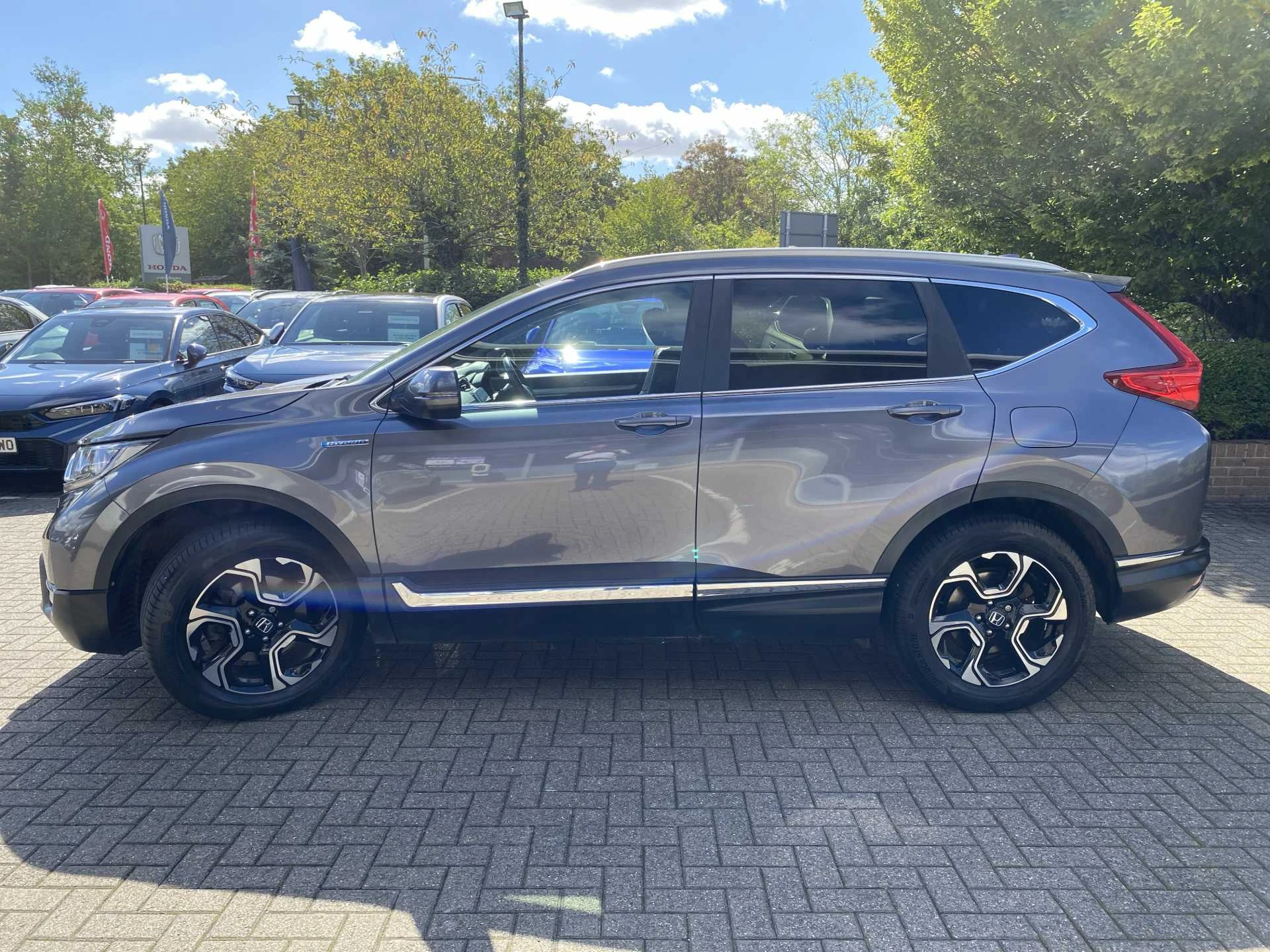 Vehicle image 4