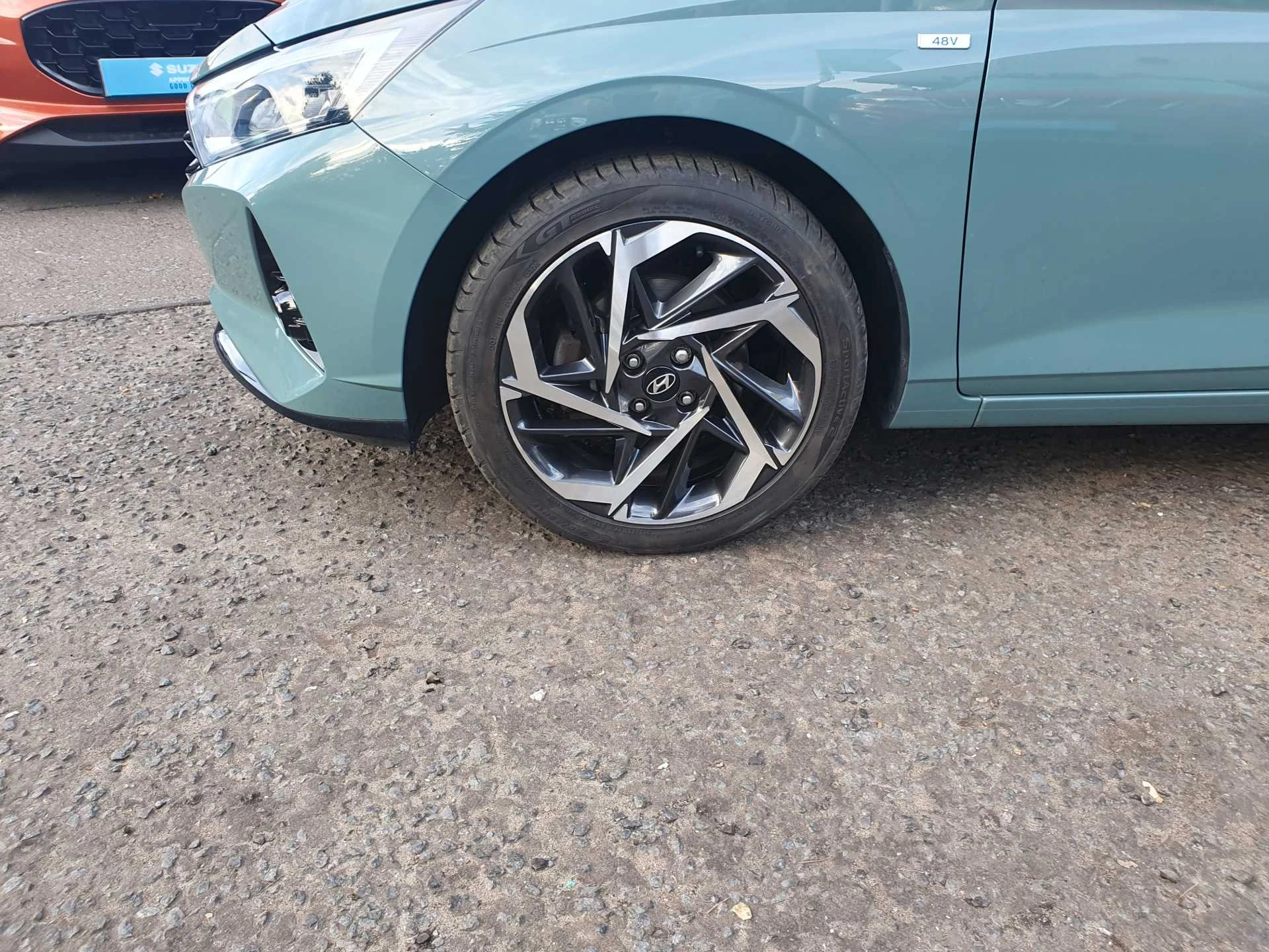 Vehicle image 5