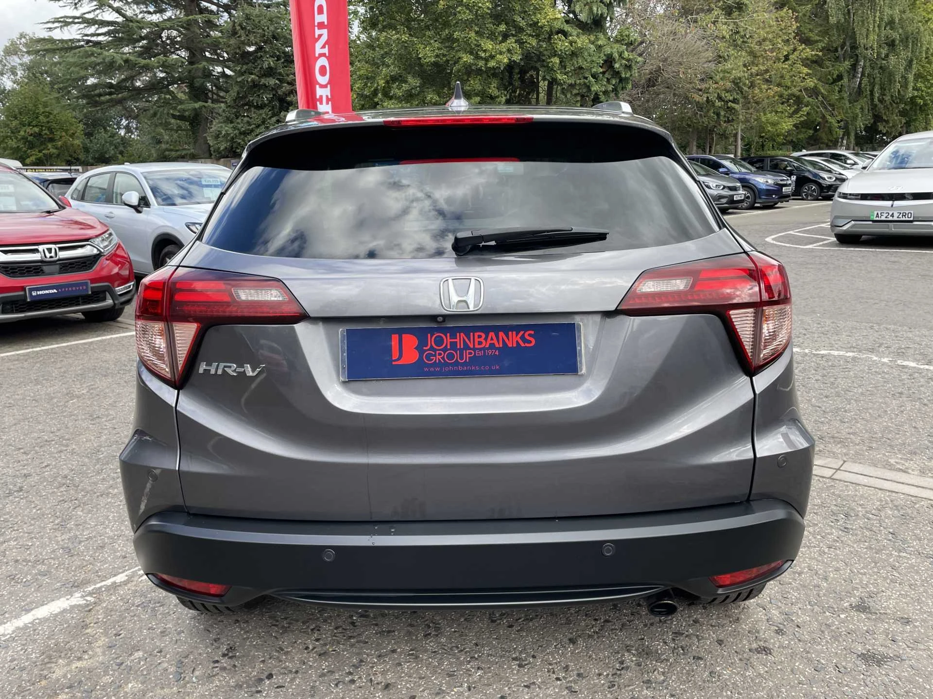 Vehicle image 7
