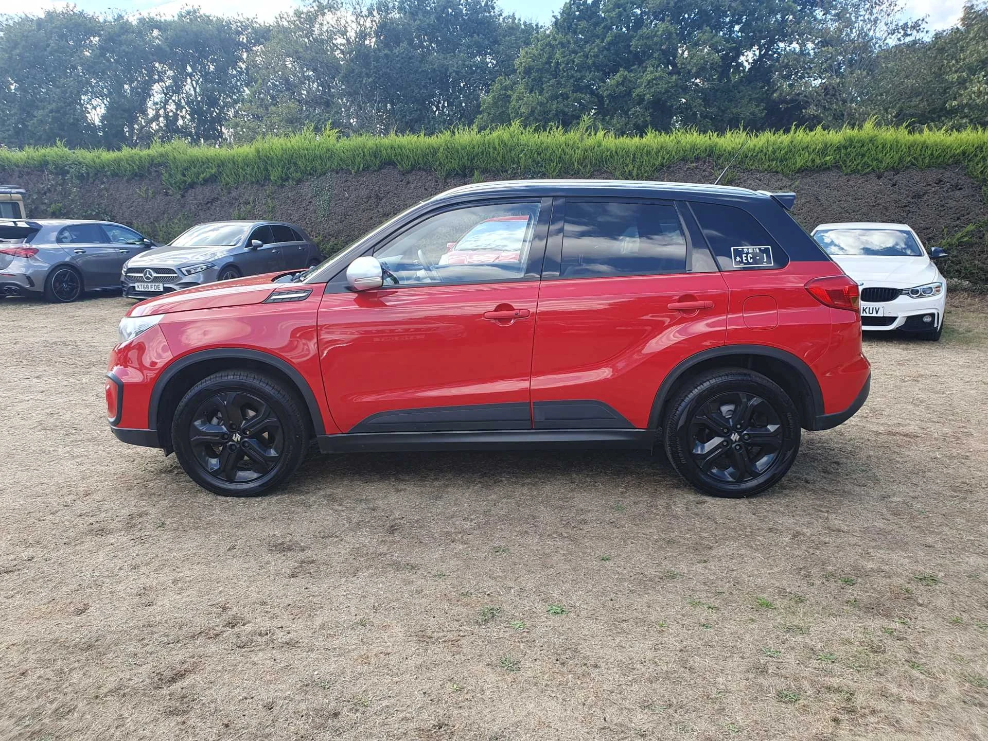 Vehicle image 4