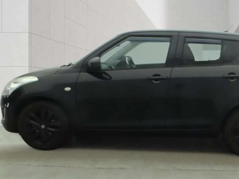 Vehicle image 6