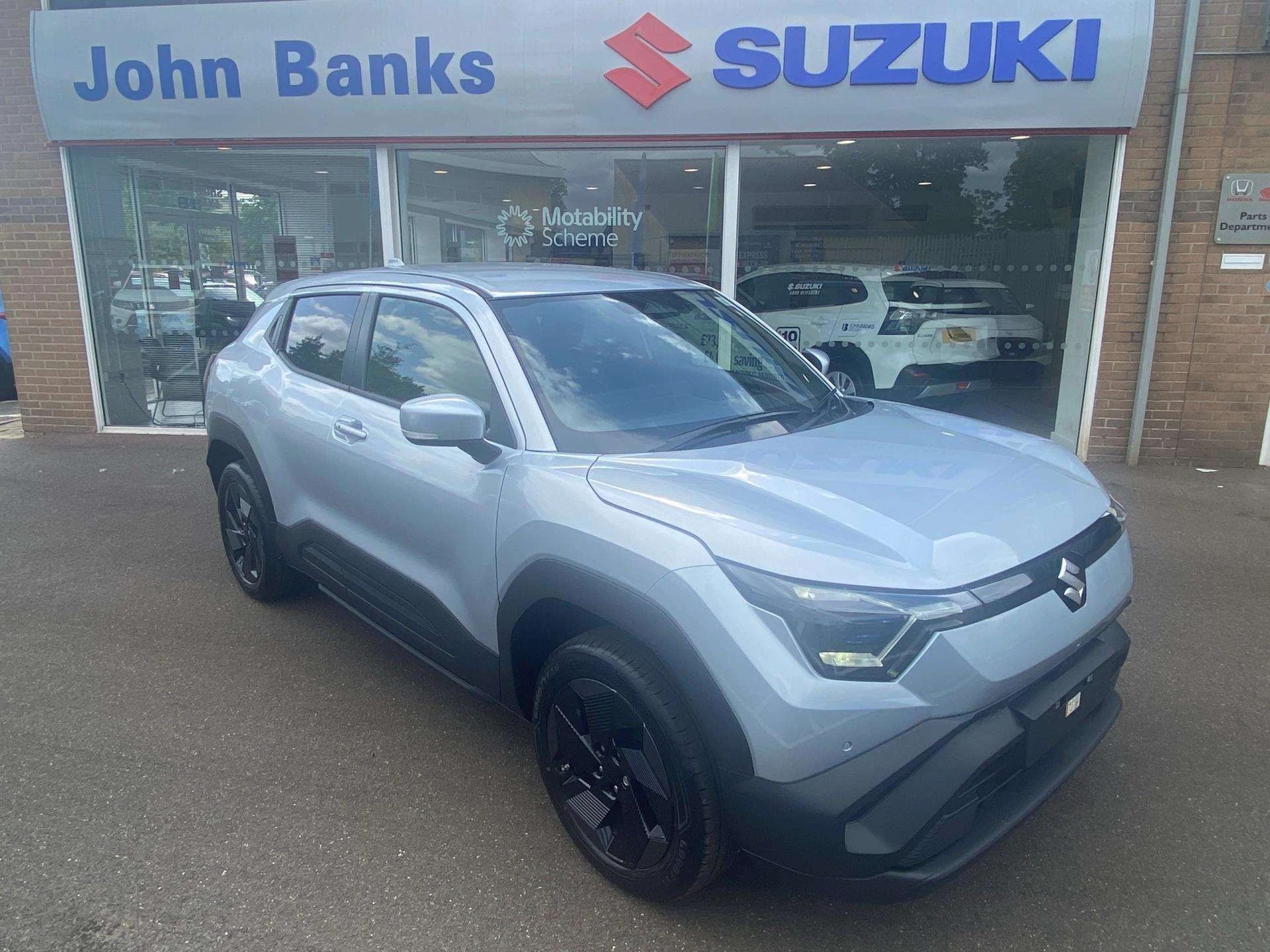 Vehicle image 3