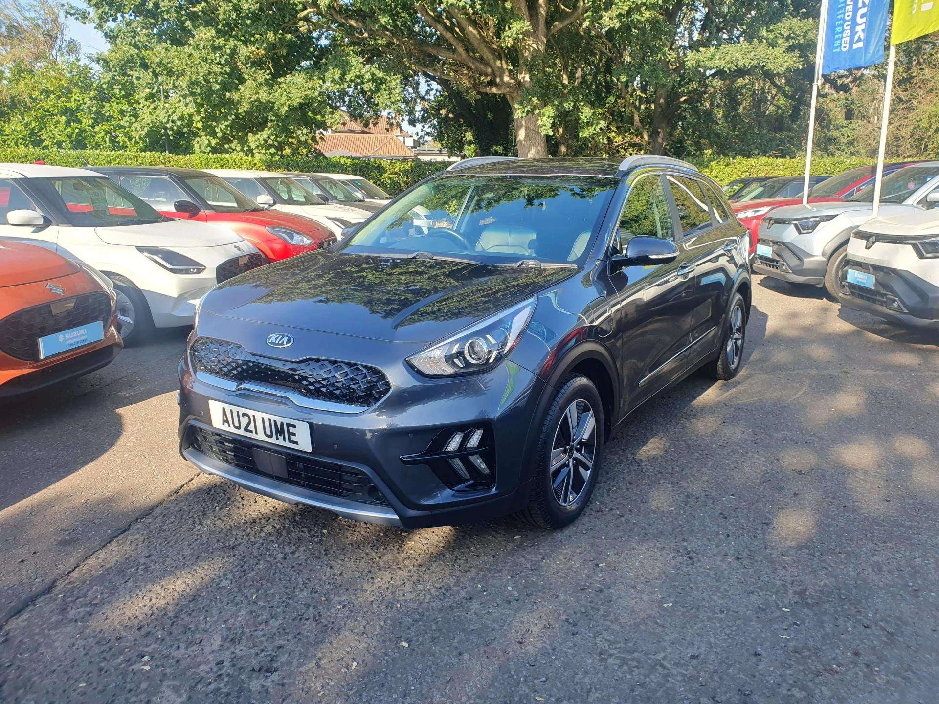 Vehicle image 3