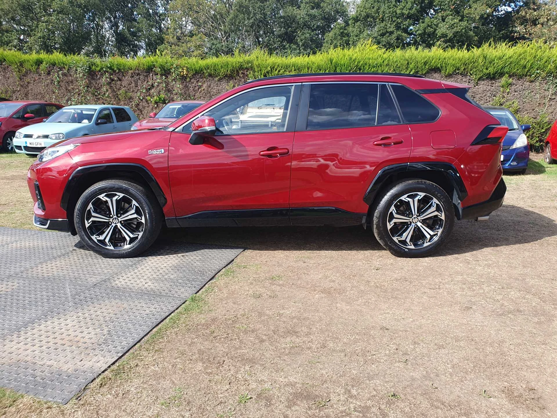 Vehicle image 4