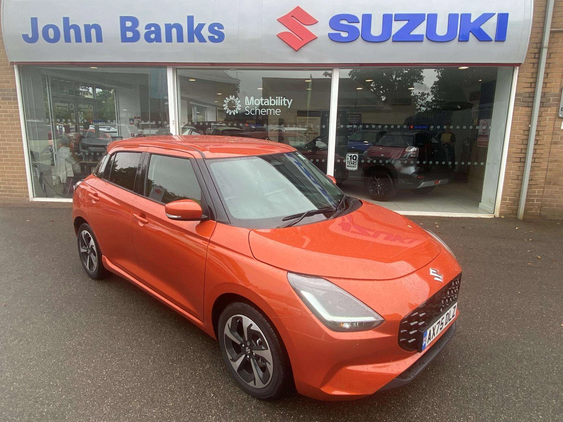 Vehicle image 3