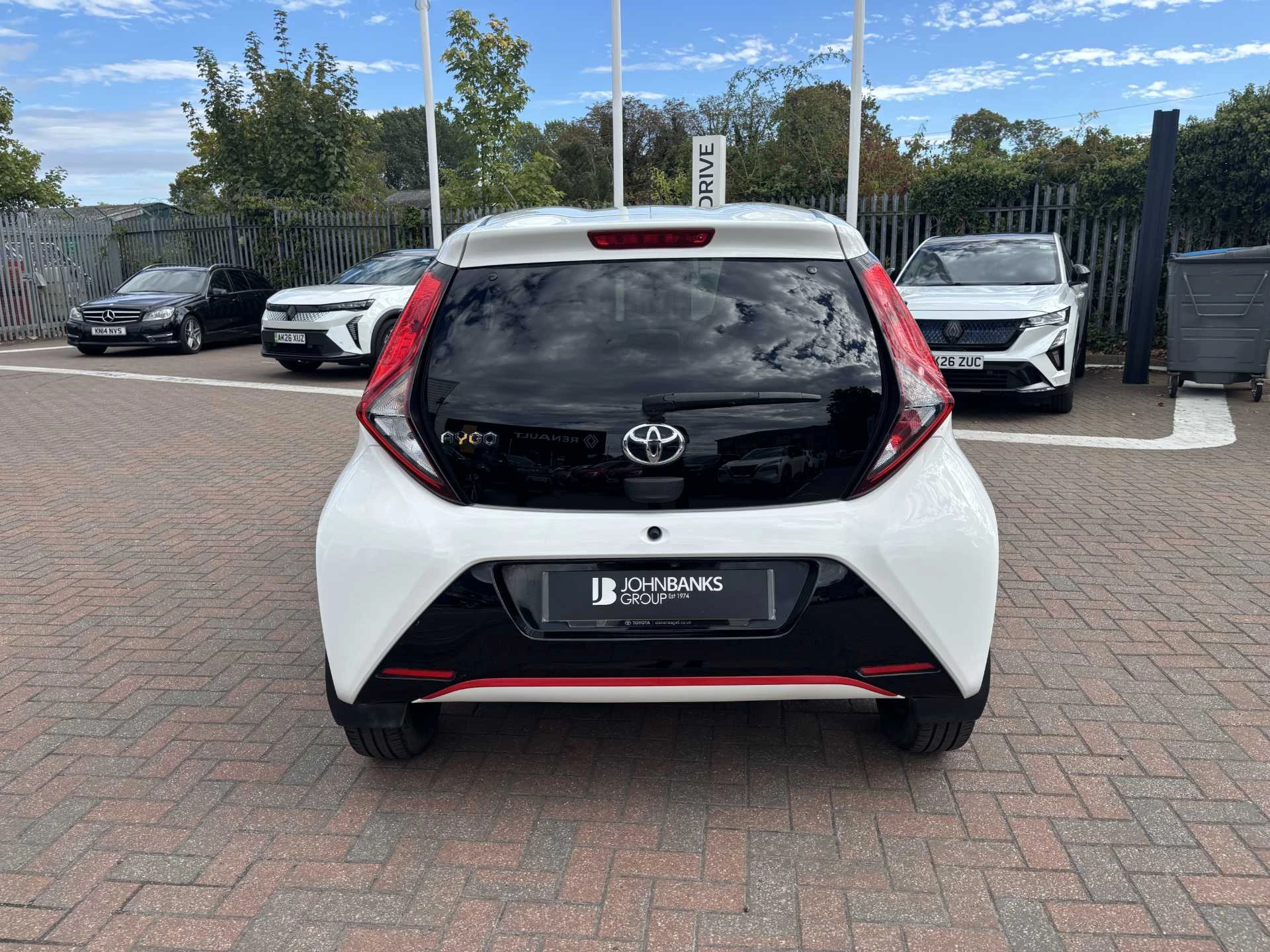 Vehicle image 3