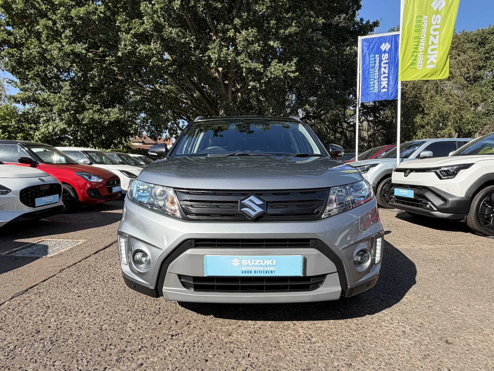 Vehicle image 6