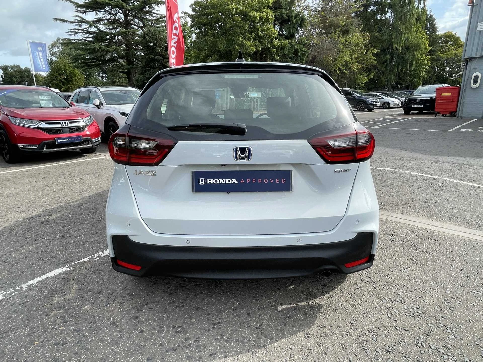 Vehicle image 7