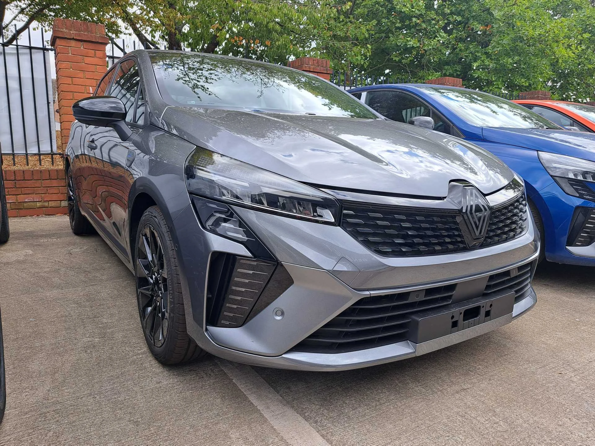 Vehicle image 2