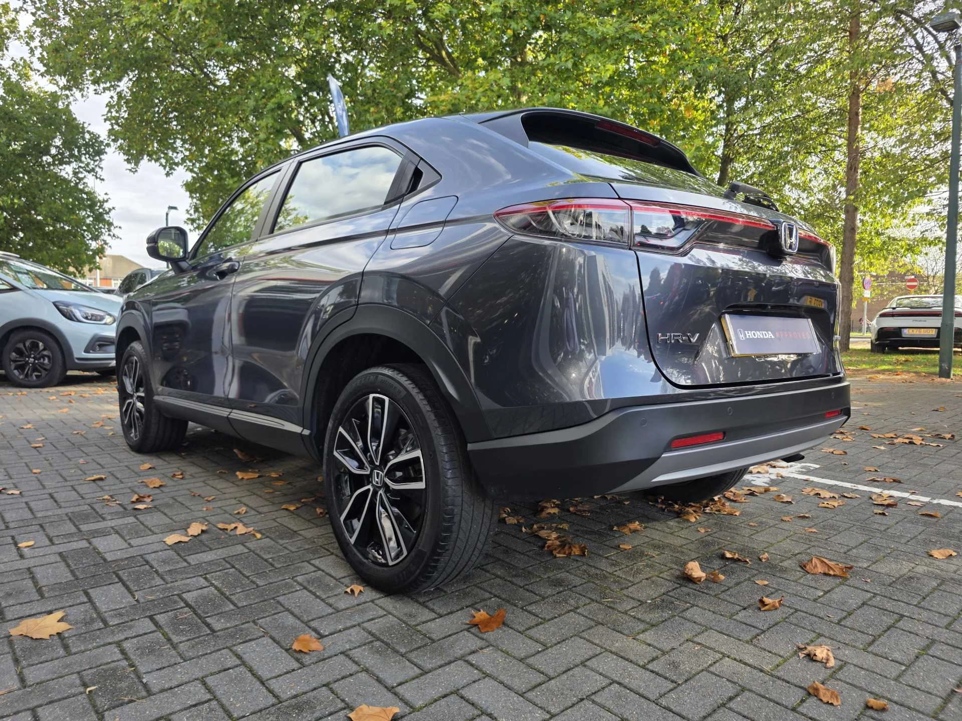 Vehicle image 3