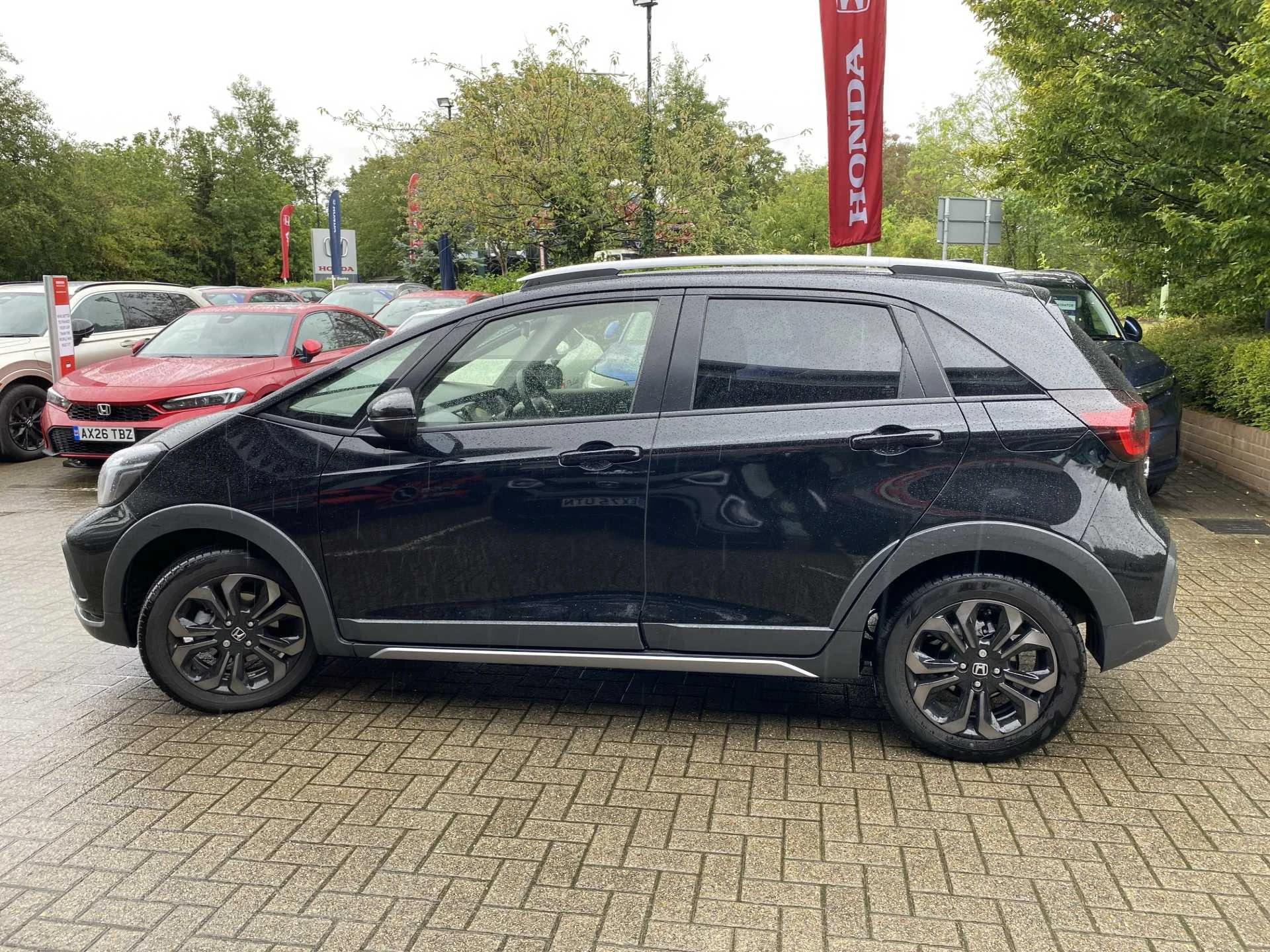 Vehicle image 4