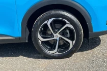 Vehicle Thumbnail 9