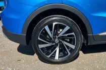 Vehicle Thumbnail 10