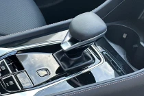 Vehicle Thumbnail 8