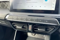 Vehicle Thumbnail 12