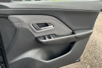 Vehicle Thumbnail 16
