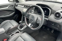 Vehicle Thumbnail 12