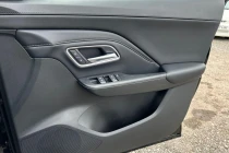 Vehicle Thumbnail 15