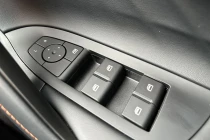 Vehicle Thumbnail 12